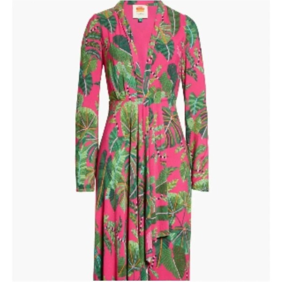 FARM Rio Dresses & Skirts - FARM Rio Leaves Print Long Sleeve Maxi Dress in Leaves Pink | XL